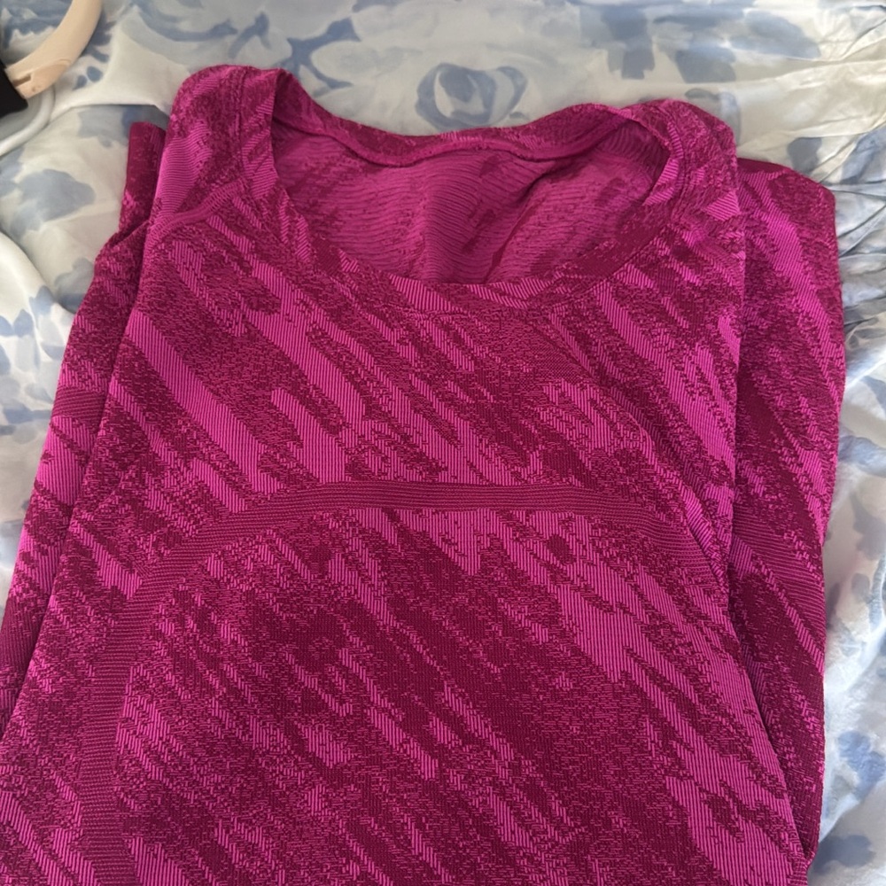 Lululemon Athletica Magenta Patterned Top